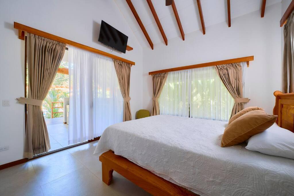 Casa Kristel - Exquisite Villa Getaway Puerto Viejo de Talamanca ภายนอก รูปภาพ