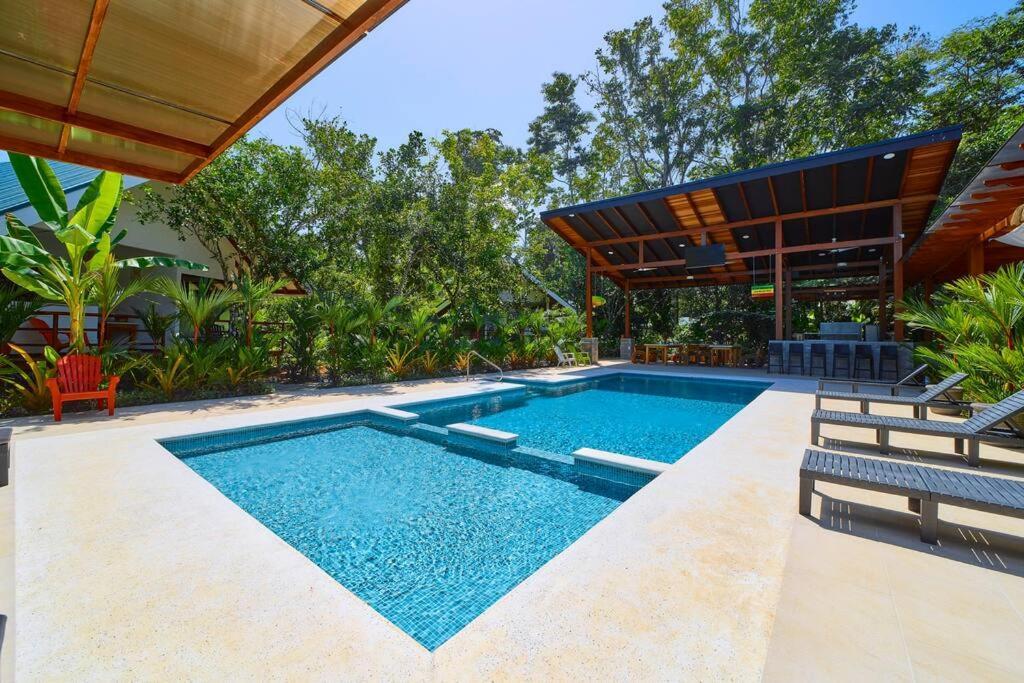 Casa Kristel - Exquisite Villa Getaway Puerto Viejo de Talamanca ภายนอก รูปภาพ